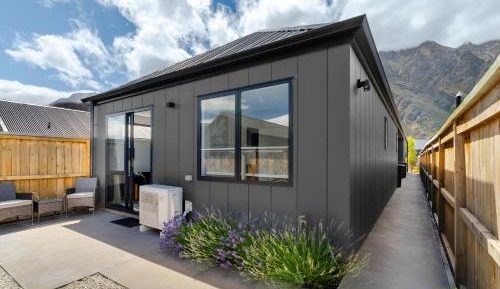 One-Bedroom House