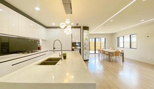 Seven-Bedroom House