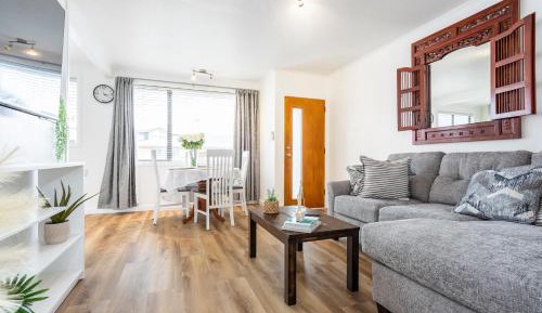 Luxury Two-Bedroom Apartment