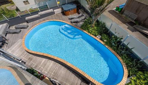 One-Bedroom Apartment with Ocean View