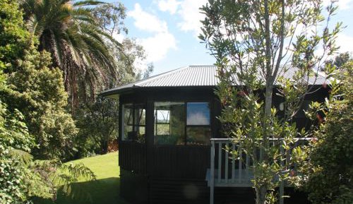 Queen Room with Garden View
