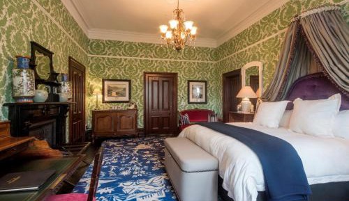 Deluxe King Suite