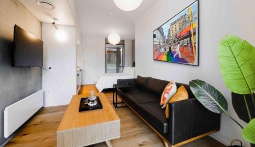One-Bedroom Apartment