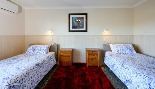 Deluxe Twin Room