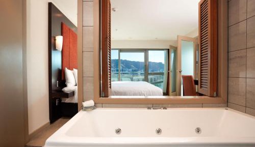 Suite 1 King