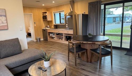 Deluxe Family Suite
