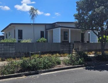 Three-Bedroom Vacation Home 