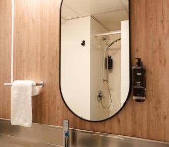 Bed in 6-Bed Dormitory Room with Ensuite - Harbor View