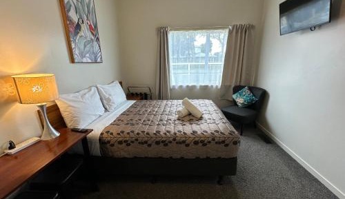 Standard Double Room with Shared Bathroom