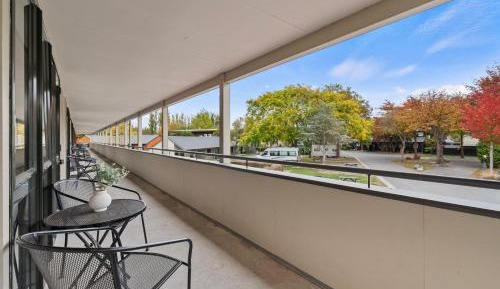 Motel Room - 1 Bedroom (3)