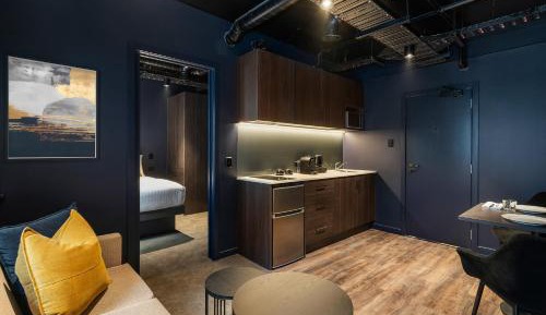 One Bedroom Metro