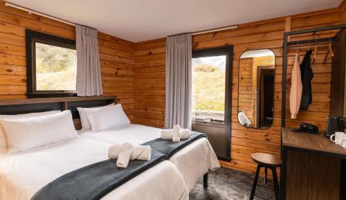 Twin Room with Shared Bathroom
