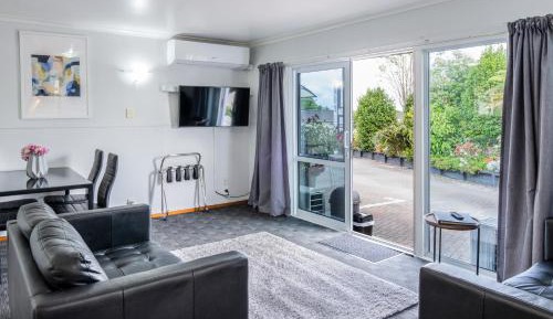 Two Bedroom Unit (4 guests)