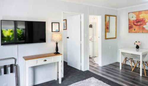One Bedroom Unit