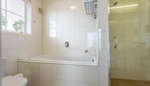 Deluxe Double Room with Bath