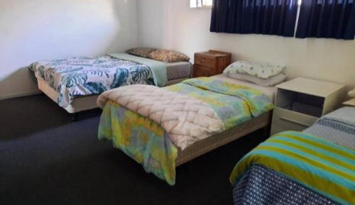 Basic Triple Room with Shared Bathroom
