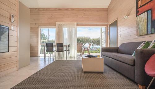 Superior Ocean View One-Bedroom Villa