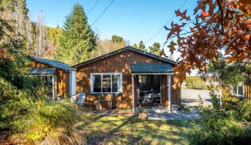 Chalet with Private Bathroom