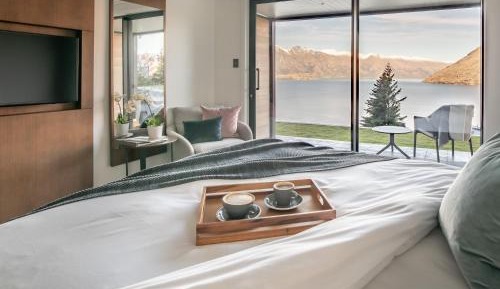 Tahuna Lakeview King Room