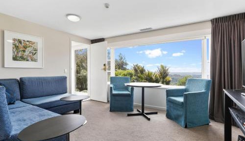 Two-Bedroom Apartment with City View