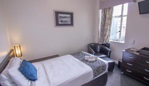 Single Room with Shared Bathroom