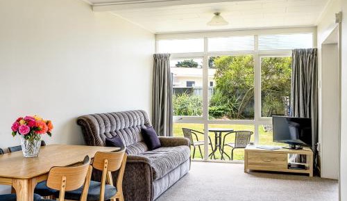 Large One-Bedroom Apartment