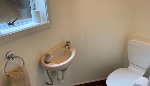 Rata Lodge Lavender Double Room with Shared Bathroom
