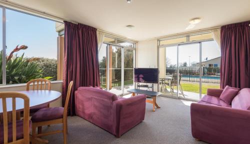 Two-Bedroom Apartment - Ground Floor 
