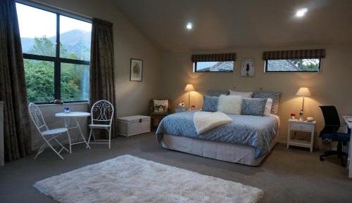 Deluxe Double or Twin Room with Garden View
