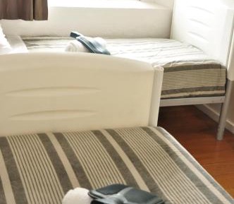 Standard Twin Room with Shared Bathroom