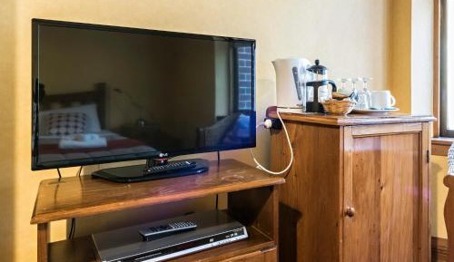 Lodge Standard King Room
