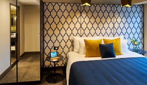 Premier Suite