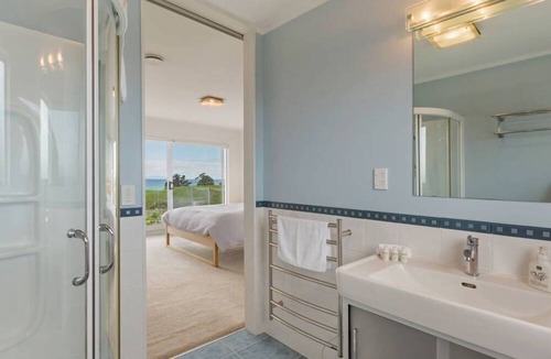 Ostend House | Palm Ridge - near Onetangi & Palm Beach