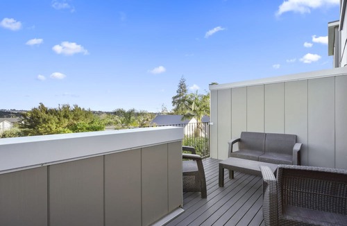 Albany Apartment | Super Chic Apt nr Albany Mall - Carpark