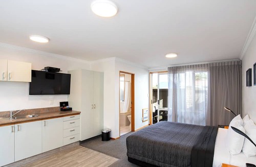 Westport Hotel | ASURE Chelsea Gateway Motor Lodge