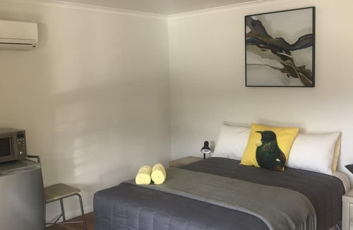 Riwaka Cottage | Terraced Chalets