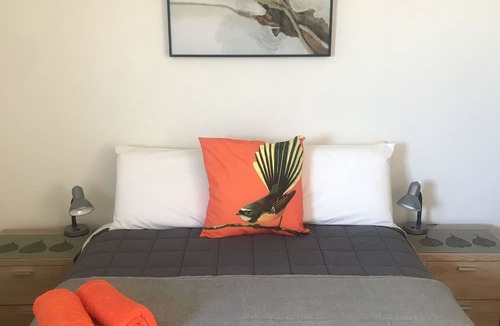 Riwaka Cottage | Terraced Chalets
