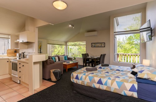 Queenstown City Centre Hostel | Haka House Queenstown