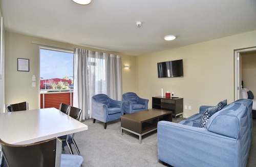 Rangiora Hotel | The Riverstone