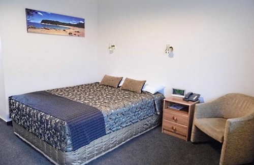 Westport Hotel | Westport Motor Hotel