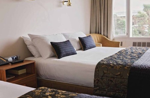 Westport Hotel | Westport Motor Hotel