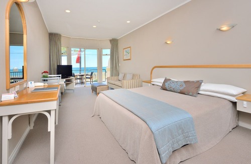 Napier Hotel | Shoreline Motel
