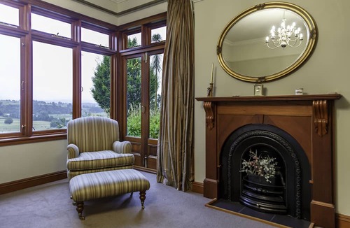 Karapiro Hotel | Lake Karapiro Lodge