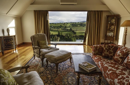 Karapiro Hotel | Lake Karapiro Lodge