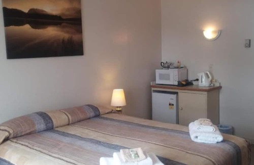 Blenheim Hotel | Raymar Motor Inn