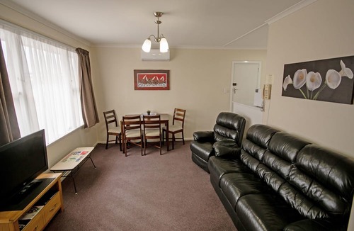 Woolston Hotel | Arcadia Motel