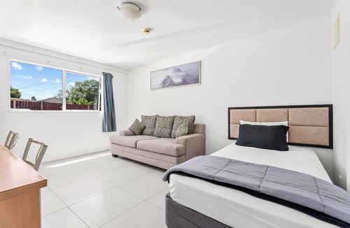 Avondale Hotel | Avondale Motor Inn