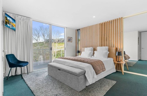 Waipu House | The Chocolate Box - Waipu Cove Holiday Home