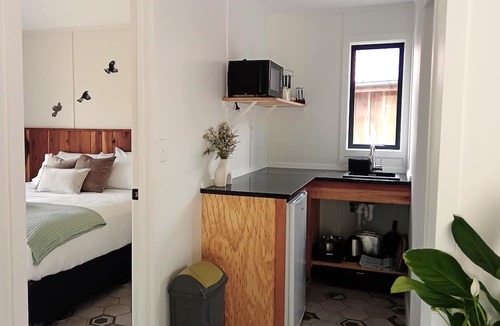 Mangawhai Hotel | The Hideout