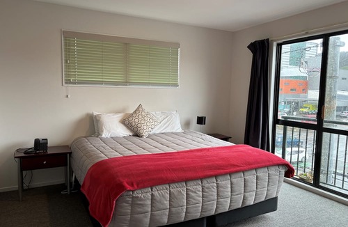 Newtown Hotel | Southgate Motor Inn